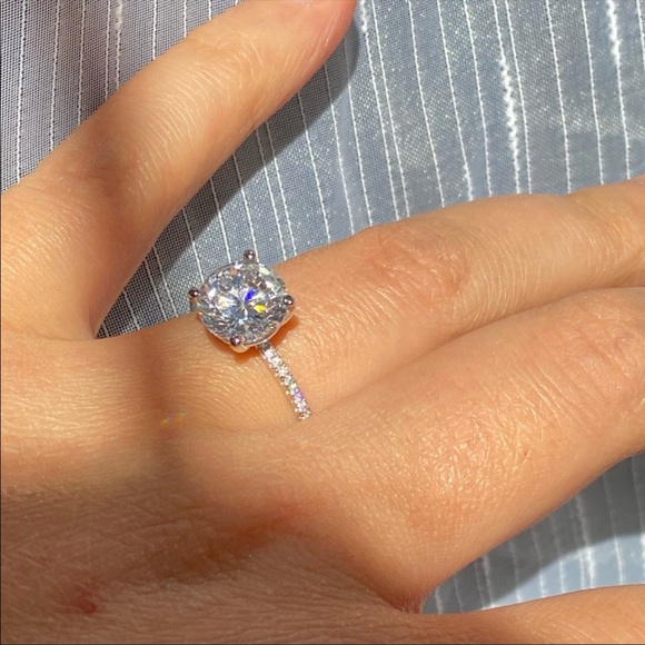 Solitaire 3CT diamond ring - Picture 8 of 11